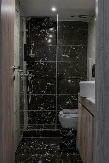 Apartmán * Ck Modern Loft Near Seaside * Soluň Exteriér fotografie